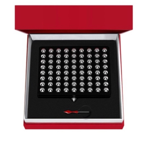 Christian Louboutin Other - Christian Louboutin Abracadabra La Palette Refillable case in black and red